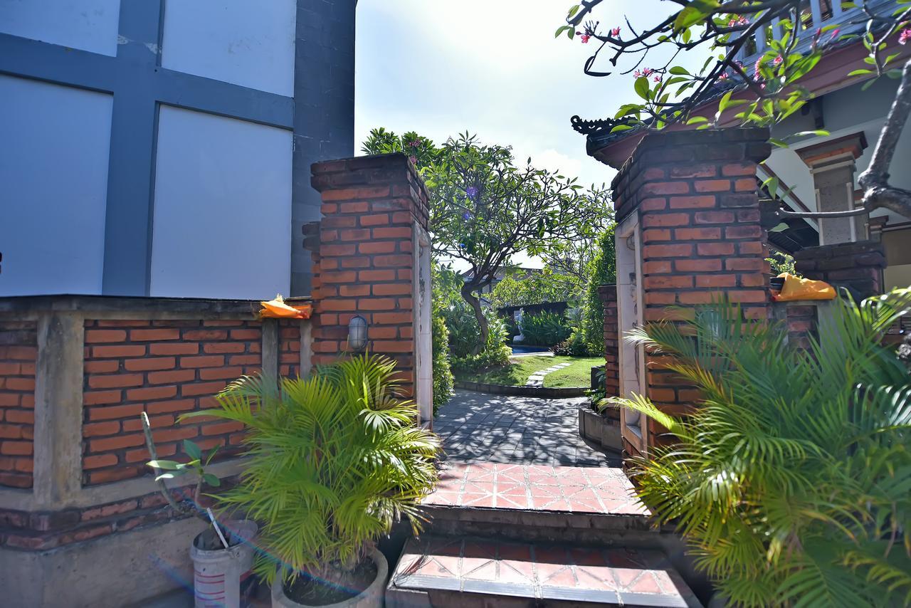 Sandat Hotel Kuta Kuta  Luaran gambar